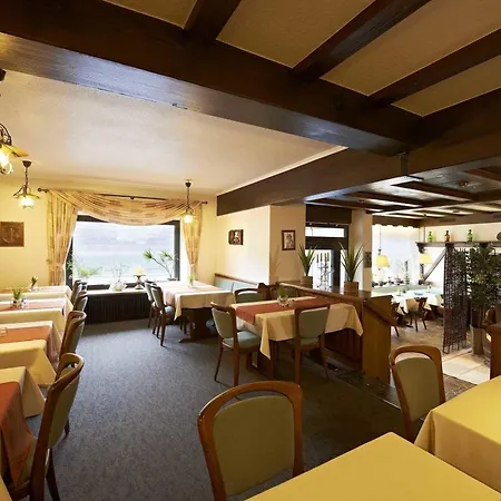 - Restaurant Schlaadt 3* Kestert